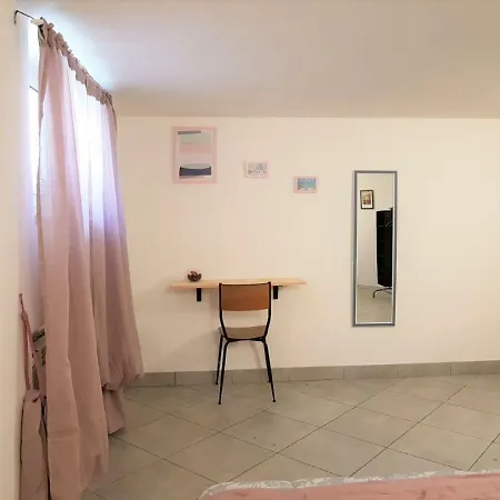 Le Stanze Di Giordana * Naples